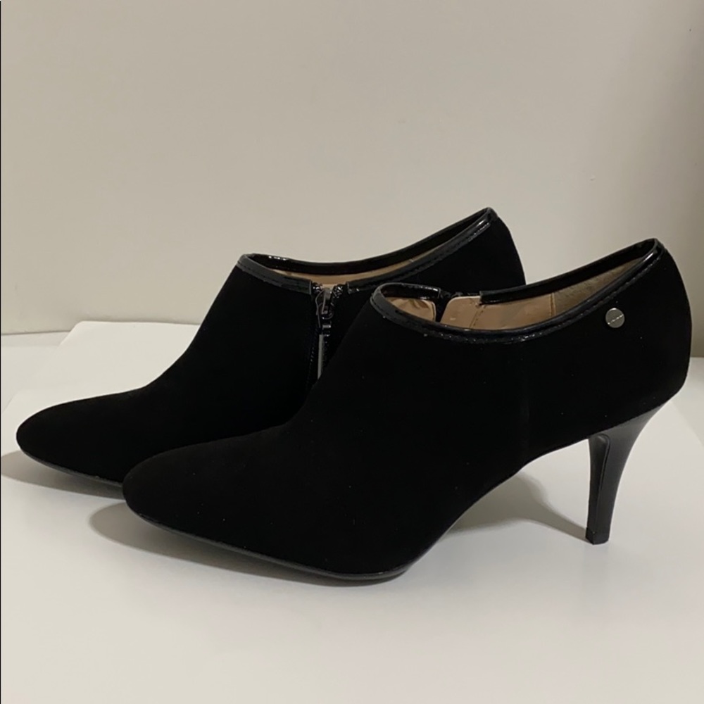 Calvin Klein black booties size 9 medium